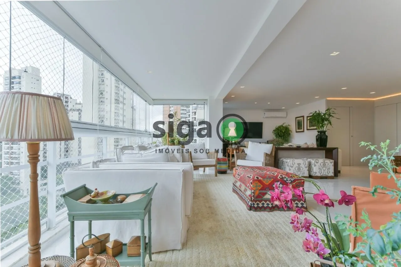 Imagem Apartamento com 201 m², 4 quartos sendo 3 suítes à venda no bairro Panamby.