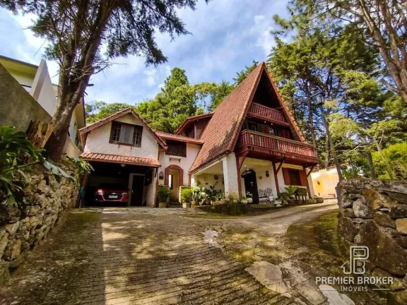 Imagem Casa à venda, 137 m² por R$ 780.000,00 - Cascata dos Amores - Teresópolis/RJ