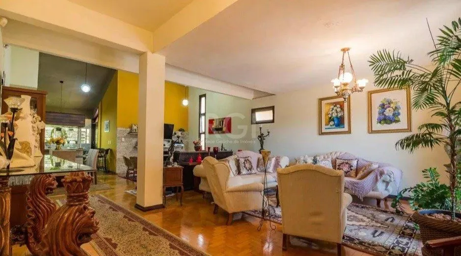Imagem Casa para Venda - 294.4m², 4 dormitórios, sendo 2 suites, 2 vagas - Nonoai