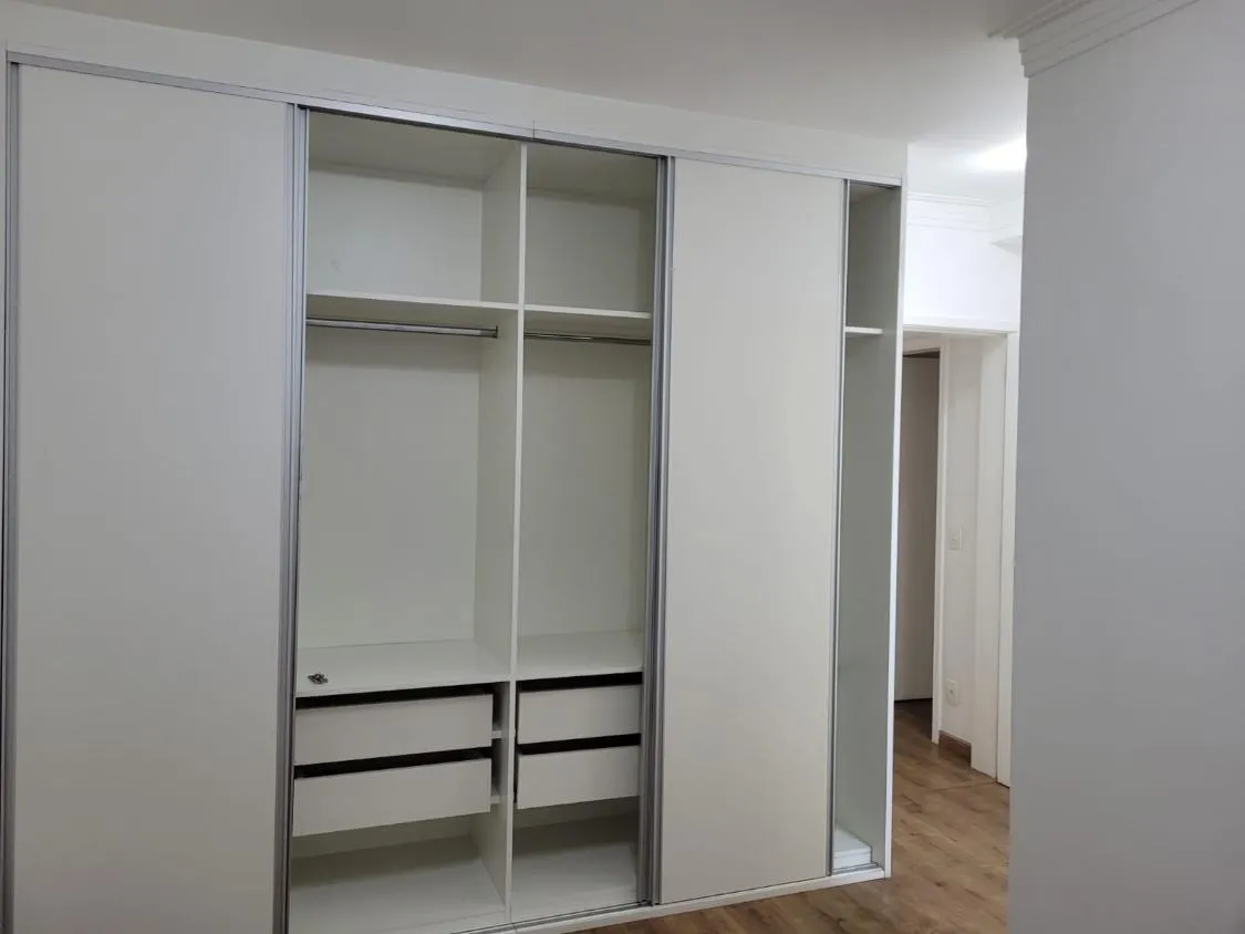 Imagem EXCLUSIVIDADE E SOFISTICAÇÃO: apartamento elegante no nobre bairro do Taquaral em Campinas, com vista privilegiada da cidade