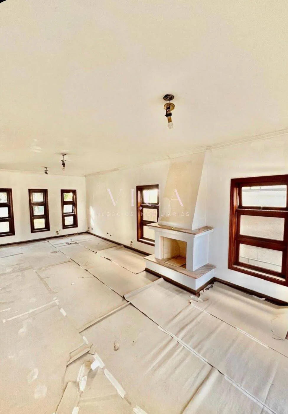 Imagem Alphaville 12| Casa 300m² 4 dorm 2 suítes, piscina e 3 vagas |2.100.000