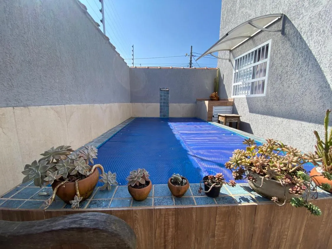 Imagem LINDA CASA EM CONDOMINIO COM PISCINA A 800 METROS DO MAR NO CIBRATEL II EM ITANHAEM