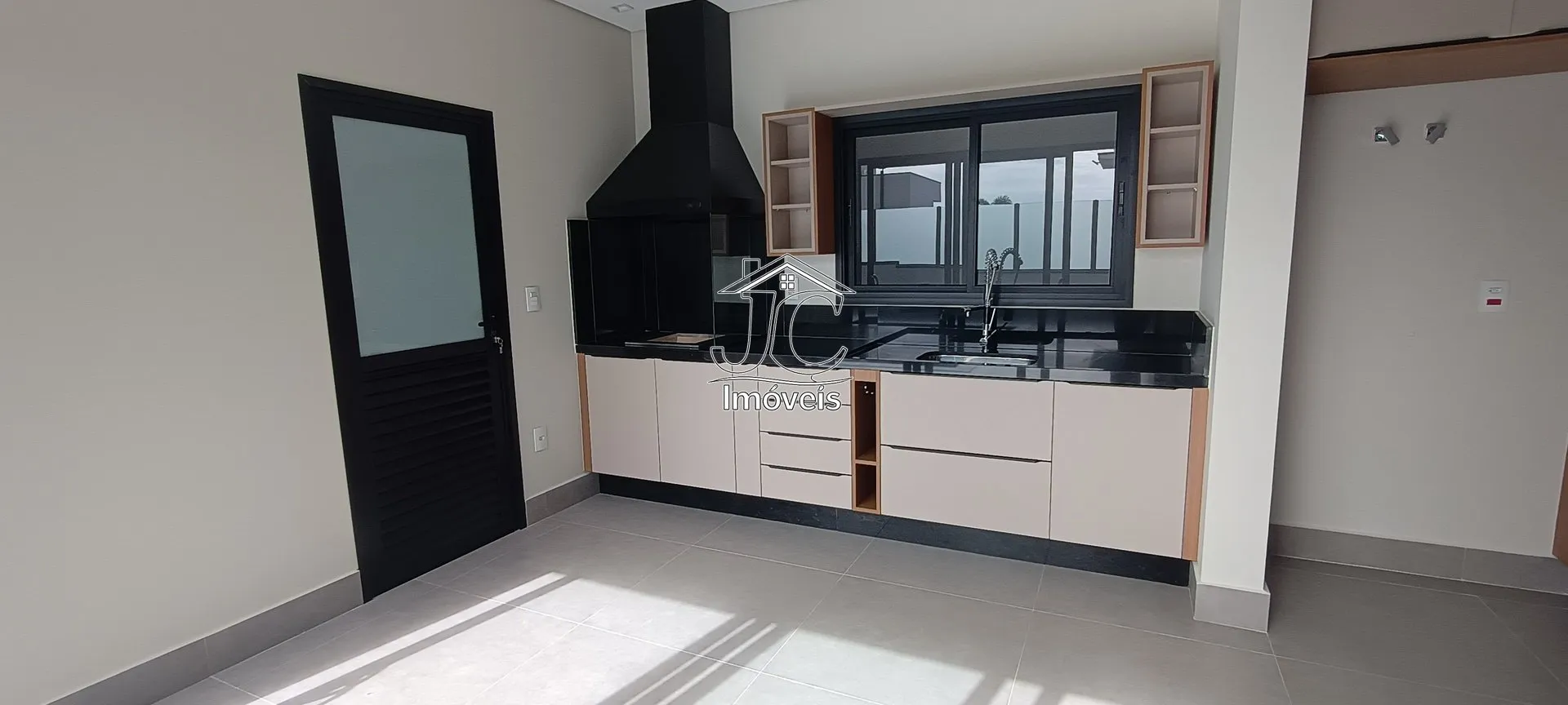Imagem Casa com 3 suítes no Condomínio Portal do Jequitiba-Valinhos