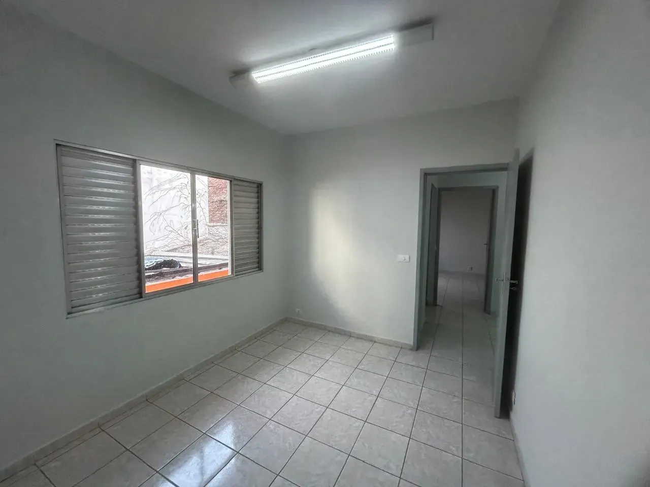 Imagem Casa com 2 Quartos para Alugar, 90 m² em Vila Anastácio - São Paulo