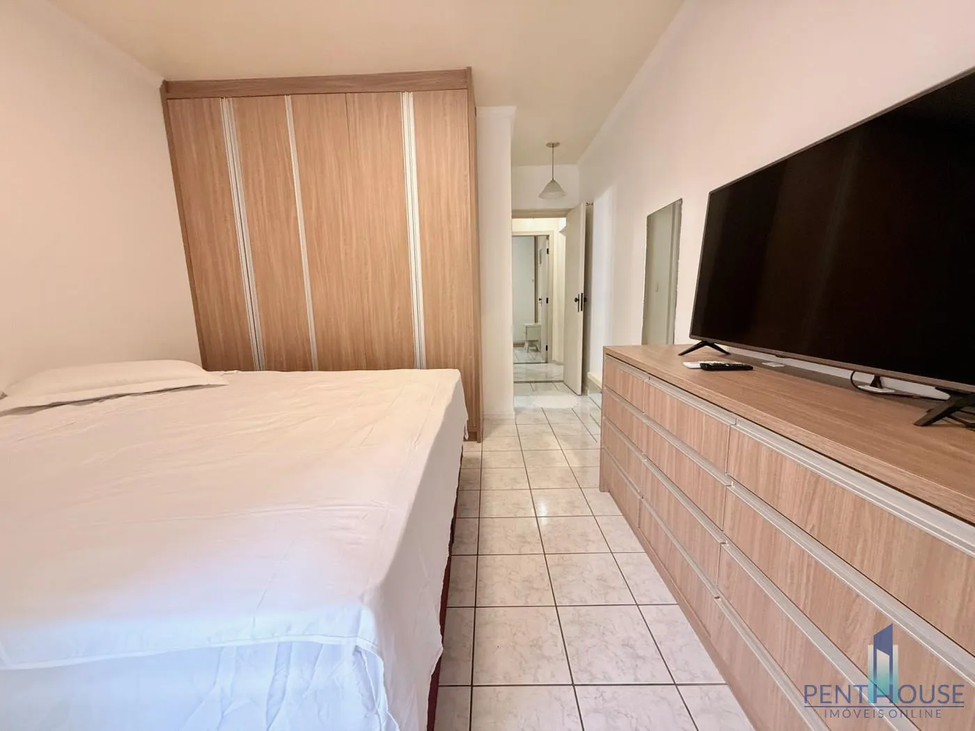 Imagem Apartamento Zona Central para Venda em Balneário Camboriú, CENTRO, 2 dormitórios, 1 suíte, 2 banheiros, 1 vaga