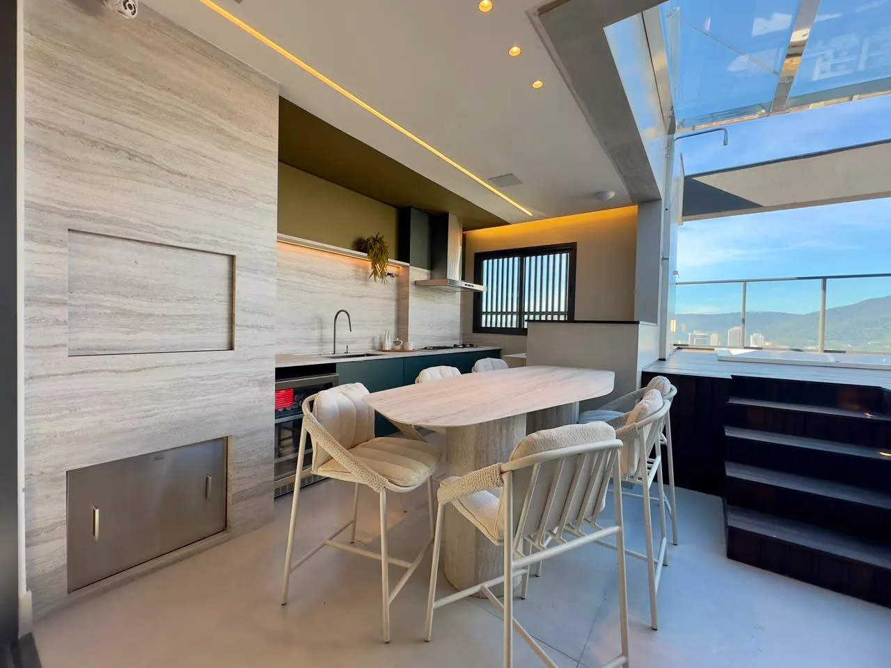 Imagem Apartamento com vista para o mar à venda com 264m2 por R$ 10.500.000,00