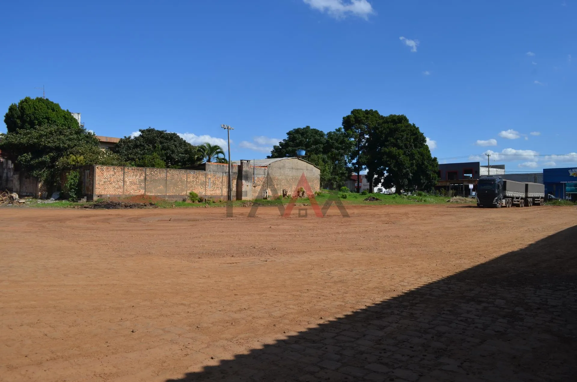 Foto do imóvel Terreno comercial a venda em frente a BR 277 em GUARAPUAVA - PR