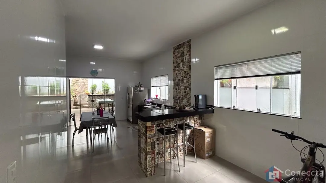Imagem Casa à venda, 227 m² por R$ 1.080.000,00 - Valparaíso - Patos de Minas/MG