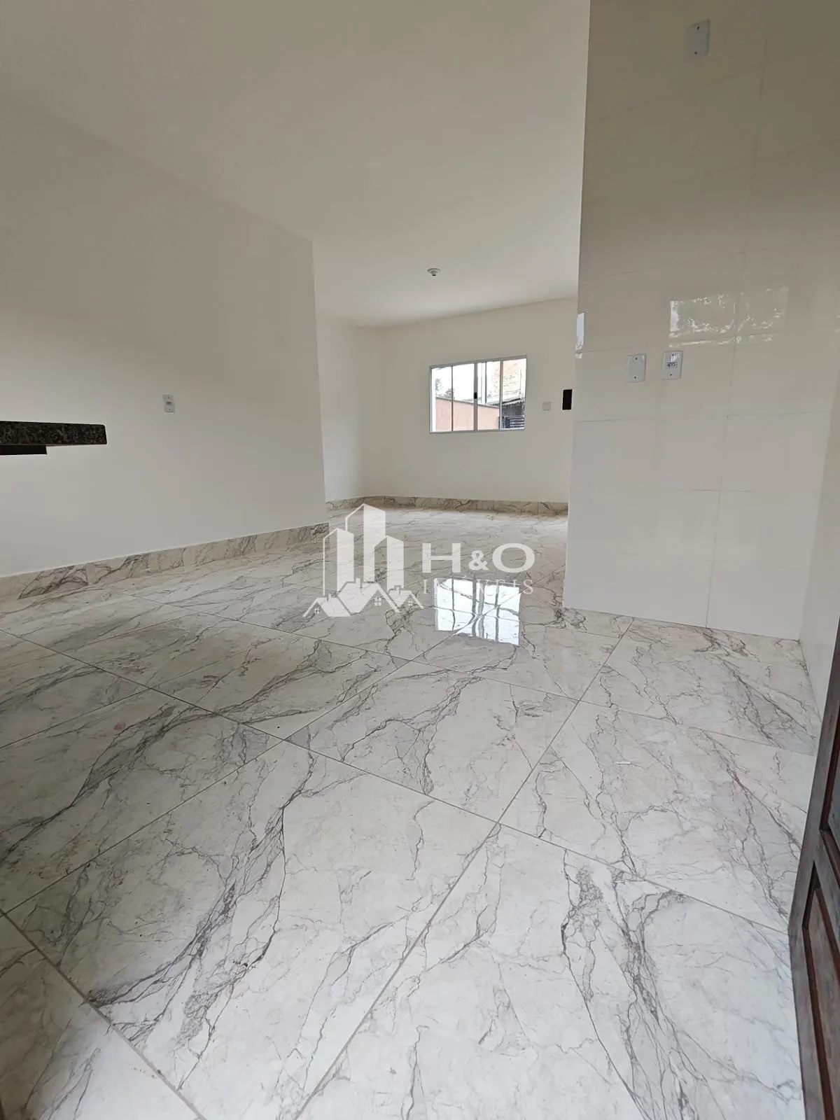 Imagem Sobrado Frontal à Venda na Vila Áurea - Guaianazes