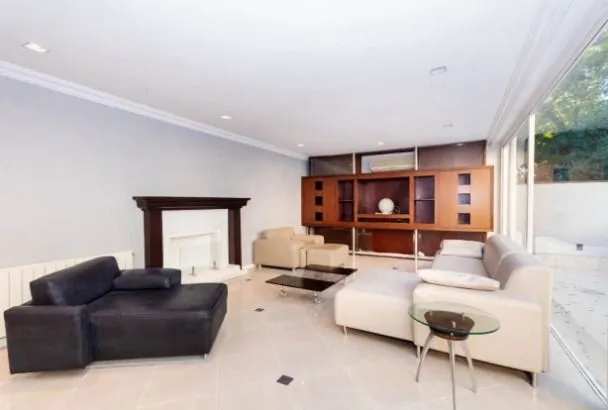 Imagem Apartamento à venda em Porto Alegre, Auxiliadora, com 1 quarto, 120m2