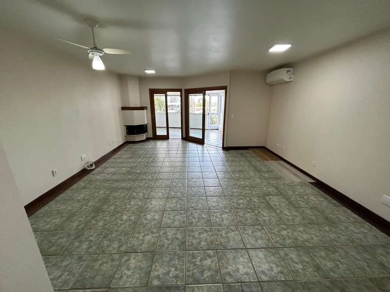 Imagem Apartamento à venda, com 3 quartos, 167m2