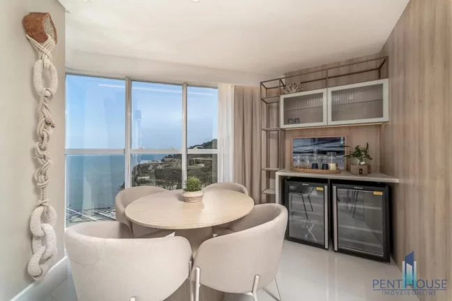 Imagem Apartamento Frente Mar para Venda em Balneário Camboriú, CENTRO, 4 dormitórios, 4 suítes, 6 banheiros, 4 vagas