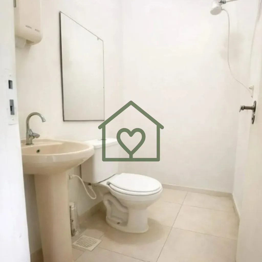 Imagem O imóvel conta com ambiente amplo e bem distribuído, permitindo fácil adaptação para moradia, c...