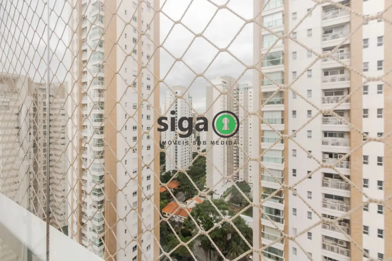 Imagem Apartamento com Varanda e 2 Vagas no Melhor do Campo Belo.