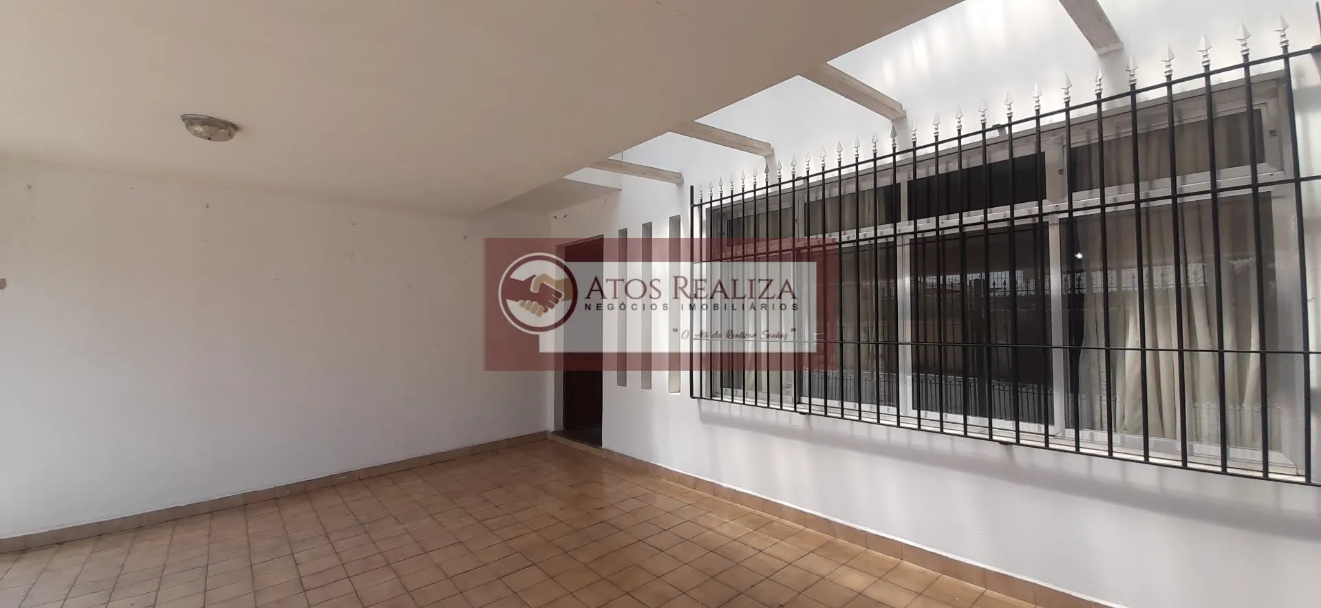 Imagem Casa térrea com edícula em Jardim dos Lagos - São Paulo: 165M², 3 dormitórios, 2 suítes, 4 banheiros - R$ 875.000