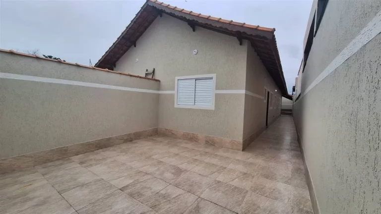 Imagem CASA COM 82.35 m² - JARDIM CORUMBÁ - ITANHAÉM SP