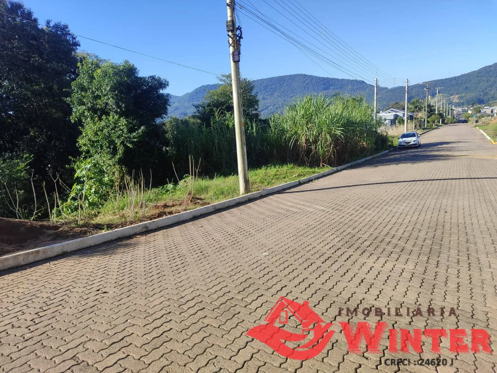 Foto do imóvel Terreno com 23 metros de frente no Morro Tico Tico.