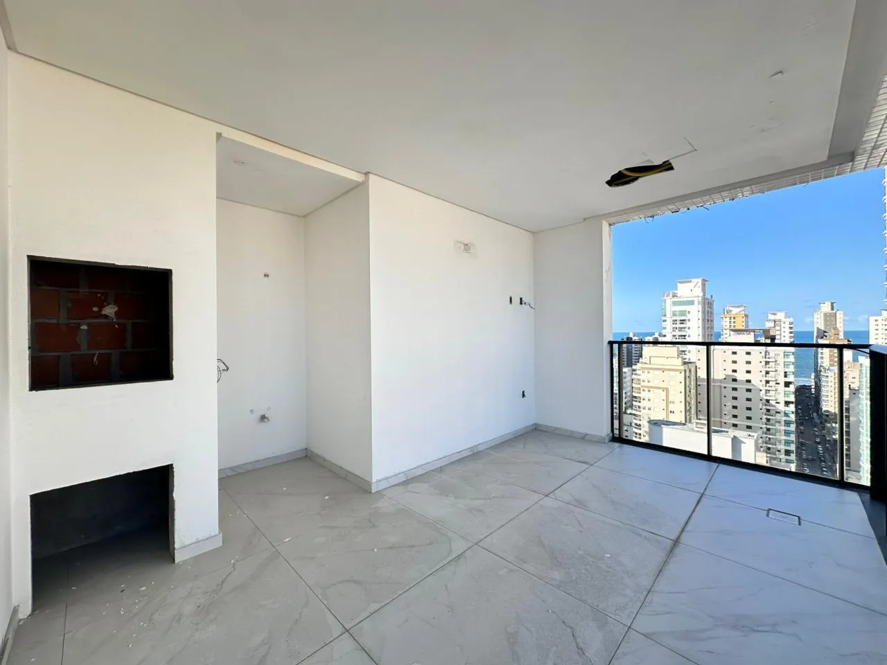 Imagem Apartamento com vista para o mar à venda com 276m2 por R$ 3.950.000,00