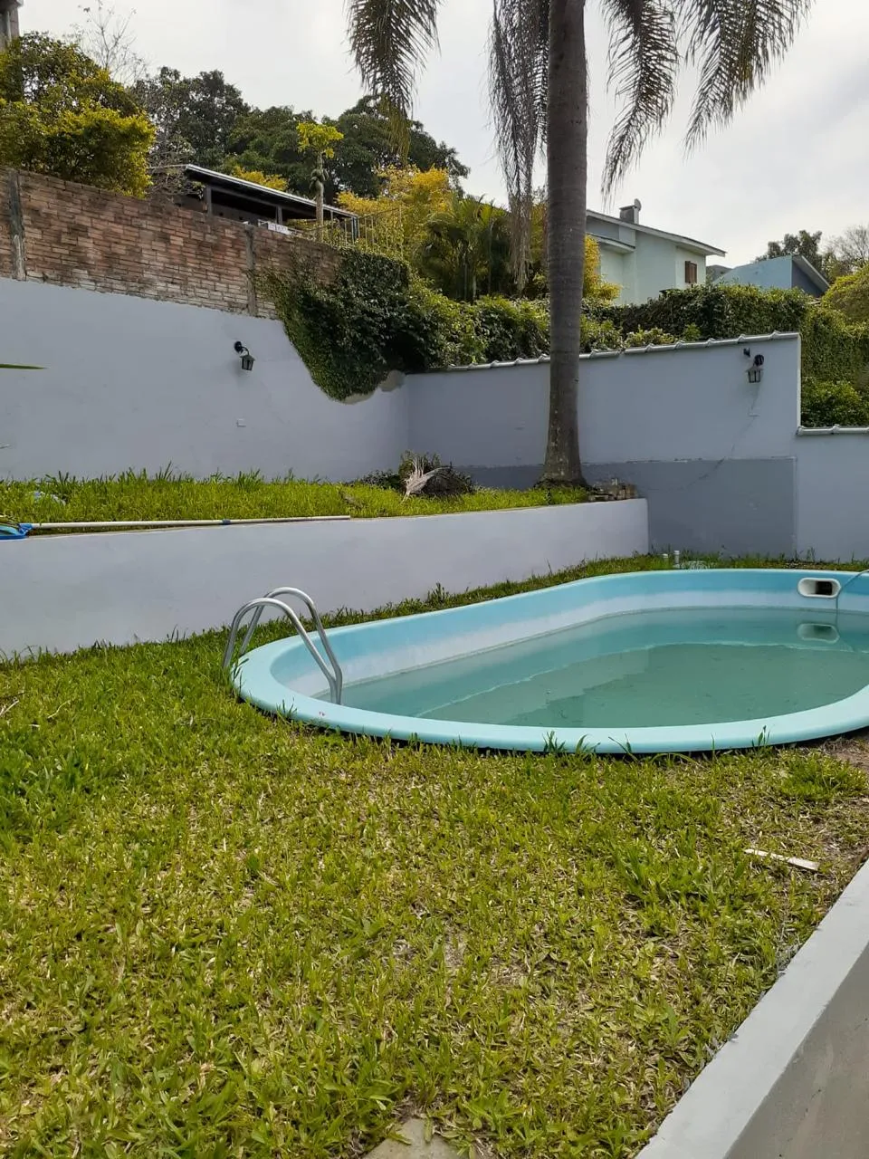 Imagem Casa à Venda no Cantegril - 3 Dormitórios com Suíte, Piscina e Espaço Gourmet