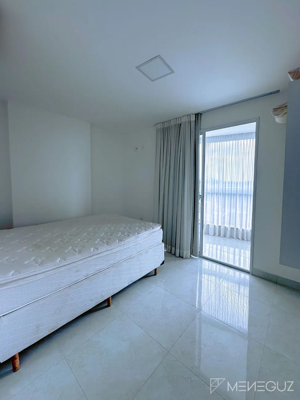 Imagem APARTAMENTO 3 QUARTOS A VENDA NA PRAIA DO MORRO, NA QUADRA DO MAR, COM LAZER E VISTA MAR