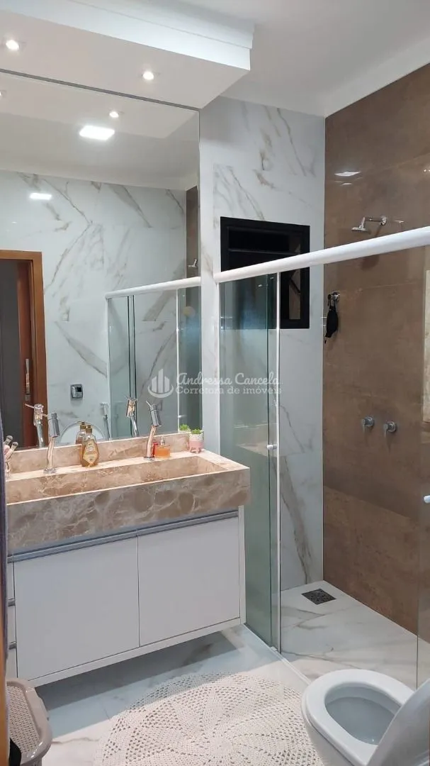 Imagem Jardim Botânico - Casa com 3 dormitórios à venda, 214 m² por R$ 1.400.000,00 - Jardim Botânico - Bady Bassitt/SP