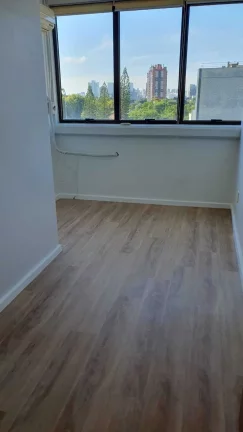 Imagem Sala para venda no bairro Menino Deus em Porto Alegre