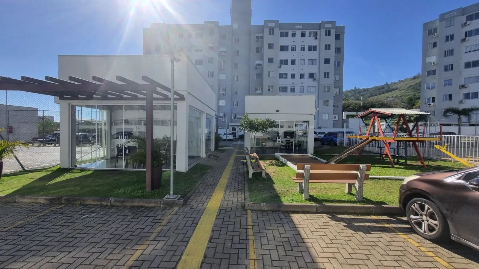 Imagem Apartamento com 02 quartos e 01 vaga fixa no Bairro Morro Santana