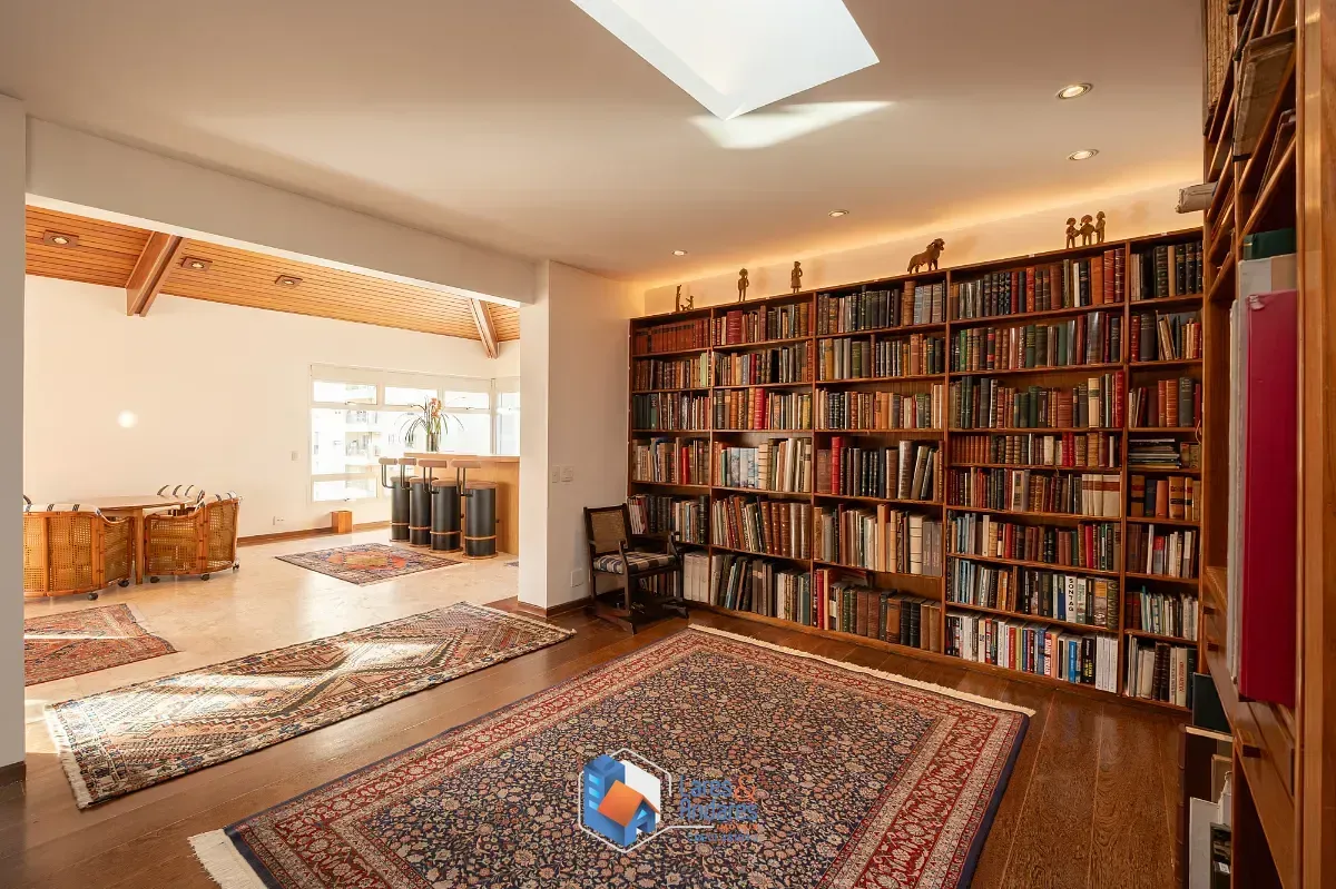 Imagem Duplex para venda e locação em Itaim Bibi com 3 quartos, sendo 3 suítes, 384m²