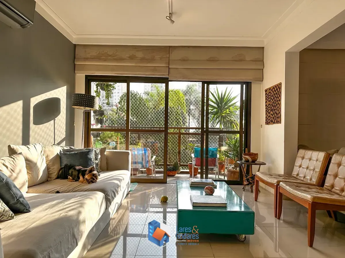 Foto do imóvel Apartamento para venda em Vila Sofia com 3 quartos, sendo 1 suíte, 147m² em Rua Sócrates
