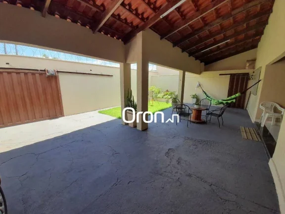 Imagem Casa com 6 dormitórios à venda, 230 m² por R$ 559.000,00 - Setor Recanto das Minas Gerais - Goiânia/GO