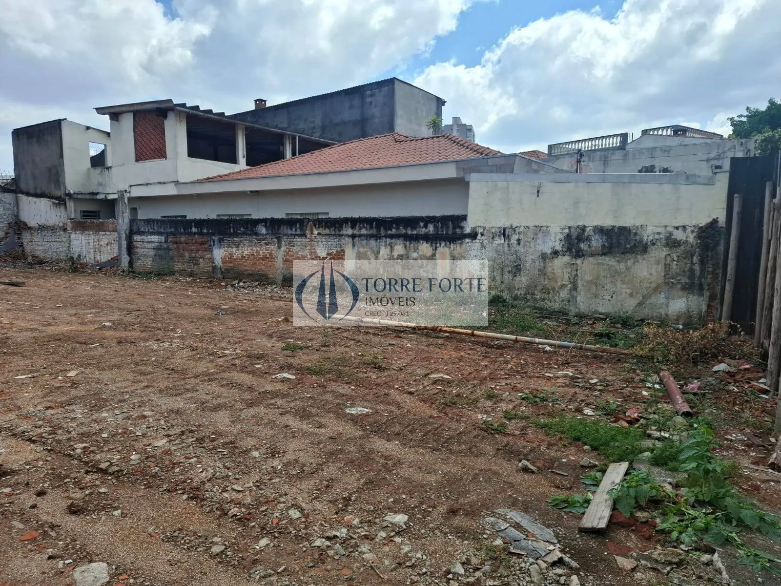 Imagem Terreno com 495 metros na Vila Formosa.