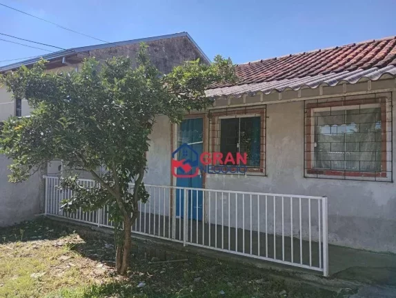 Imagem Casa à Venda no Cajuru Próxima ao Terminal Centenário