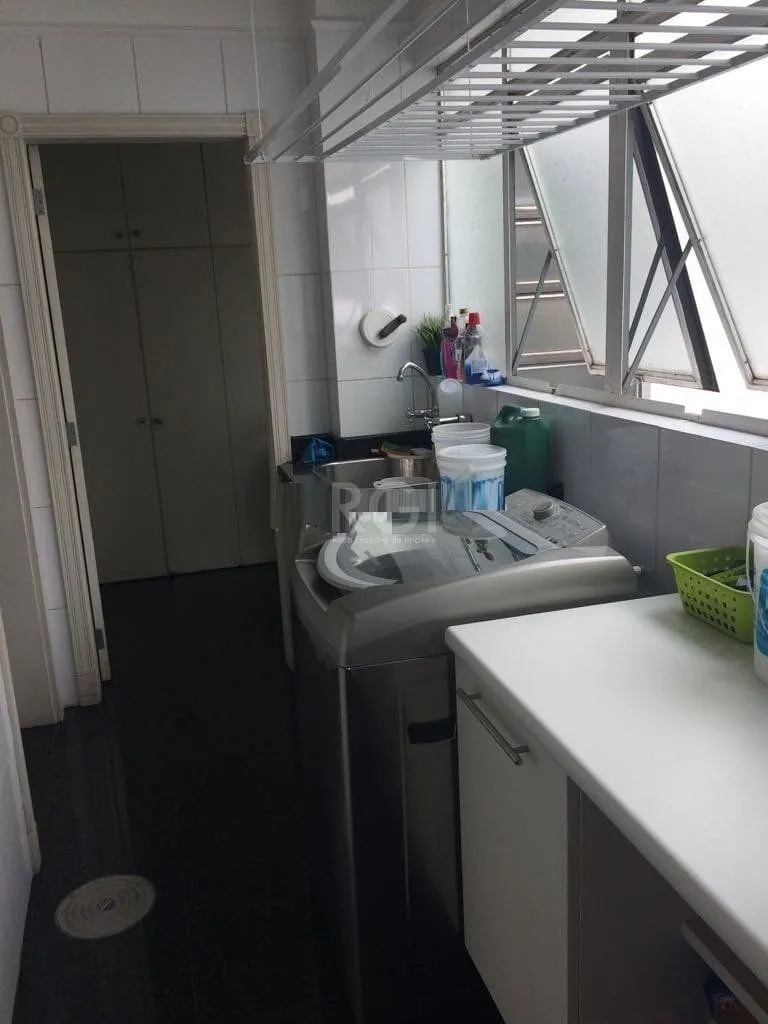 Imagem Cobertura para Venda - 248m², 3 dormitórios, sendo 1 suites, 2 vagas - Mont Serrat