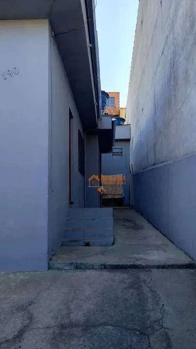 Imagem Casa com 6 dormitórios à venda, 200 m² por R$ 703.000,00 - Jardim Paulista - Guarulhos/SP