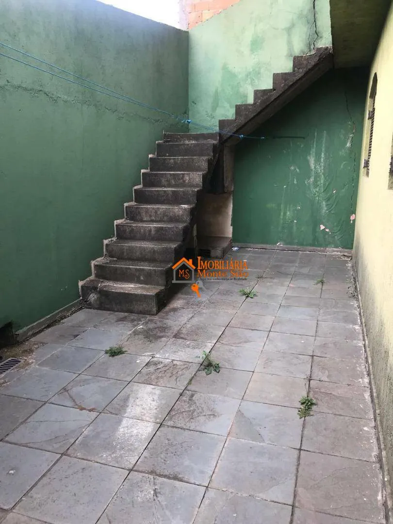 Imagem Sobrado com 3 dormitórios à venda, 254 m² por R$ 650.000,00 - Jardim Santa Cecília - Guarulhos/SP