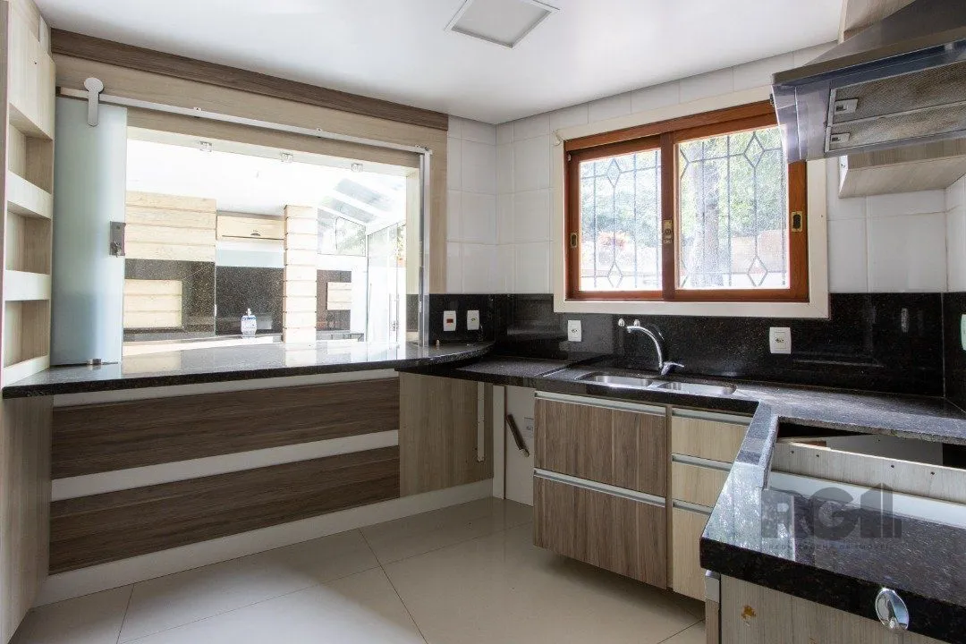 Imagem Casa Condominio para Venda - 292.49m², 4 dormitórios, sendo 2 suites, 3 vagas - Vila Assunção