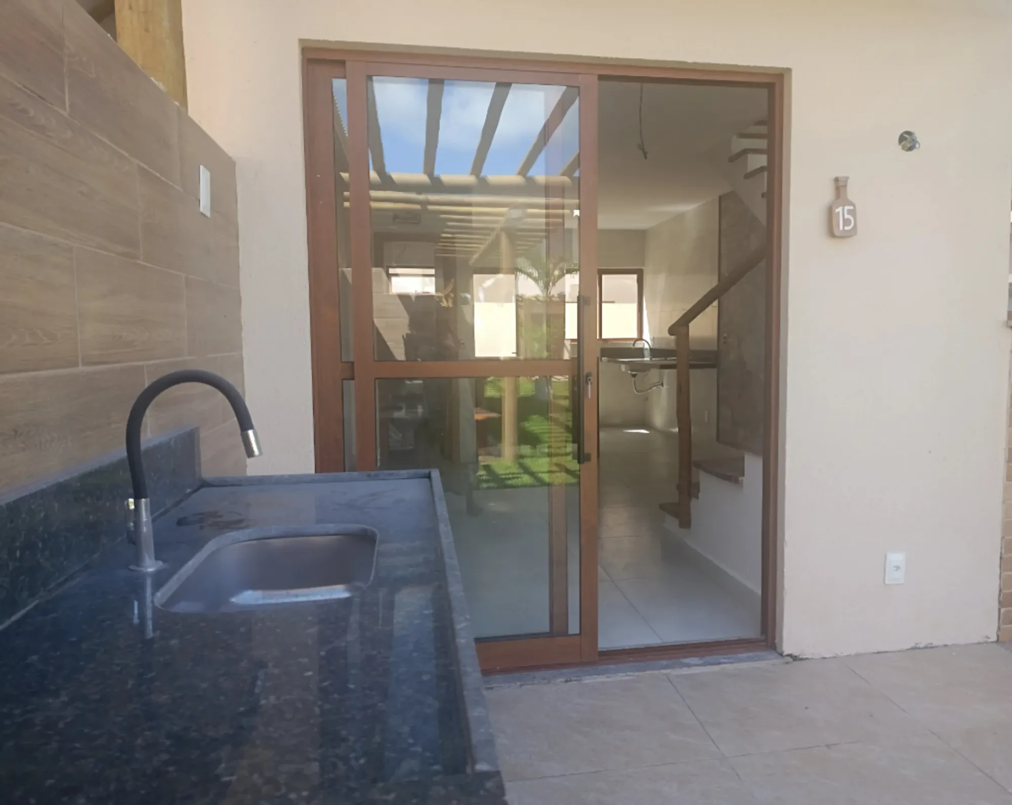 Imagem Casa de Condomínio com 2 Quartos à Venda, 75 m² em Imbassaí - Mata de São João