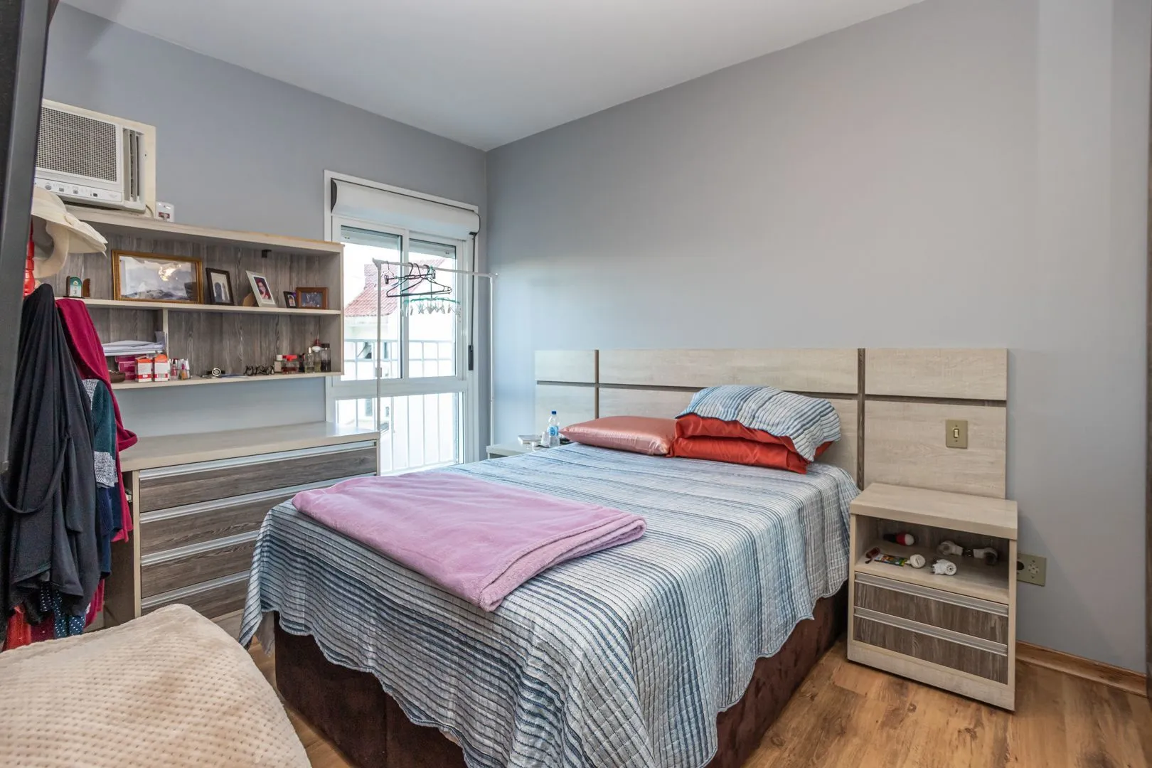 Imagem Apartamento no Cristal de 3 dormitórios , 2 vagas e infra