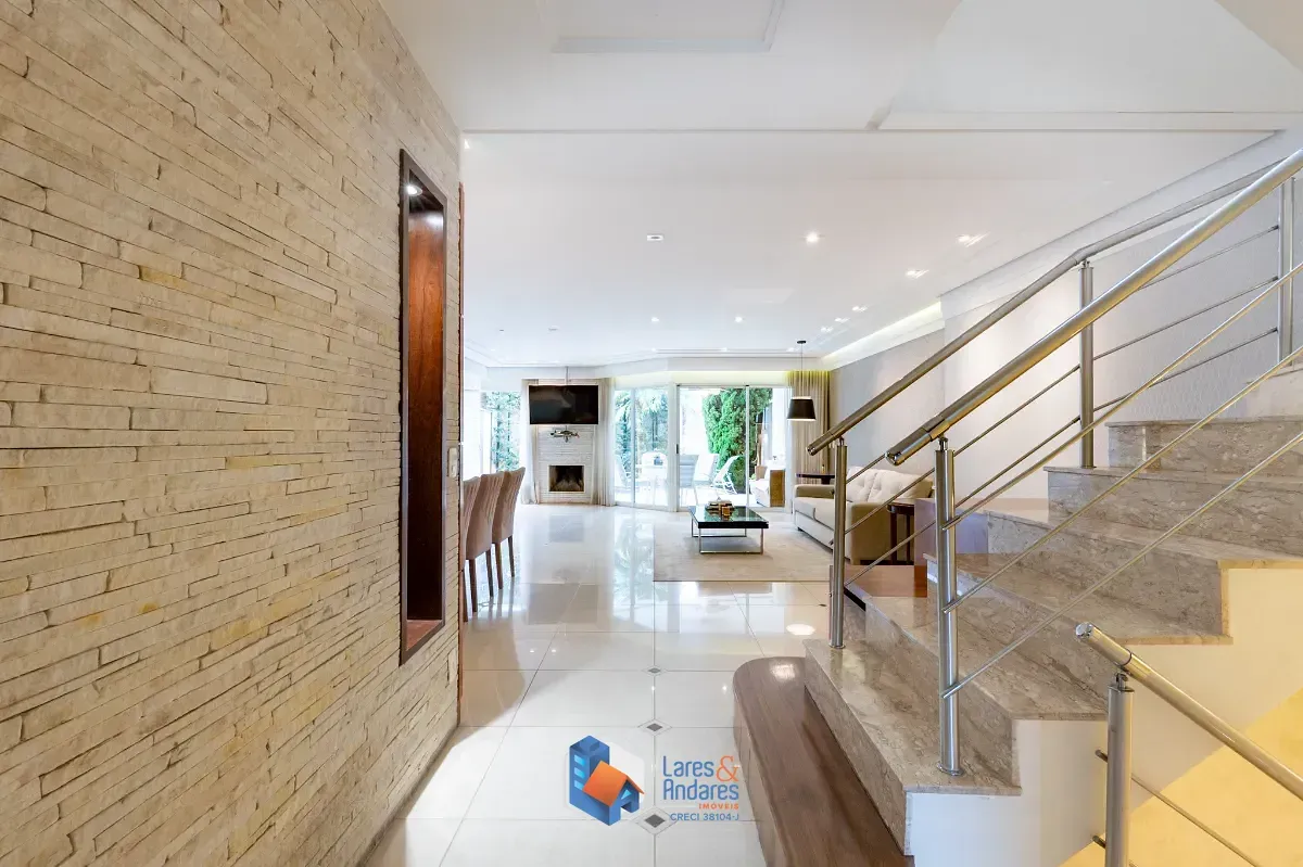 Imagem Casa no condomínio América para venda com 4 quartos, sendo 4 suítes, 383m²