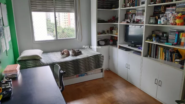 Imagem Imperdível oportunidade: Apartamento à venda na Vila Nova Conceição, 3 quartos, 1 suíte, 3 banheiros, 1 vaga, 94m² - SP.