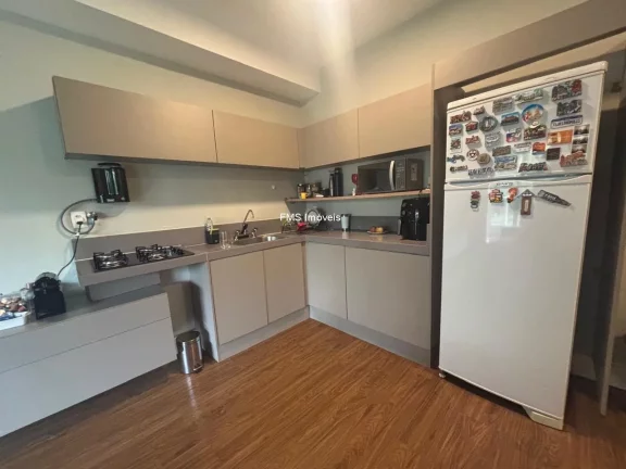 Imagem Apartamento à venda na Consolação - São Paulo: 2 quartos, 1 sala, 2 banheiros, 1 vaga de garagem - 64m² de área.