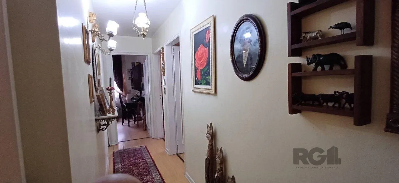 Imagem Apartamento de 3 quartos, localizado no bairro Petrópolis em Porto Alegre/RS.