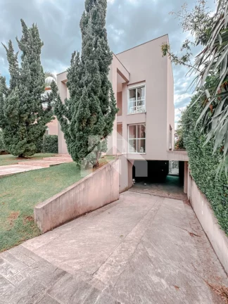 Imagem Casa de Condomínio em Alphaville - Santana de Parnaíba, SP