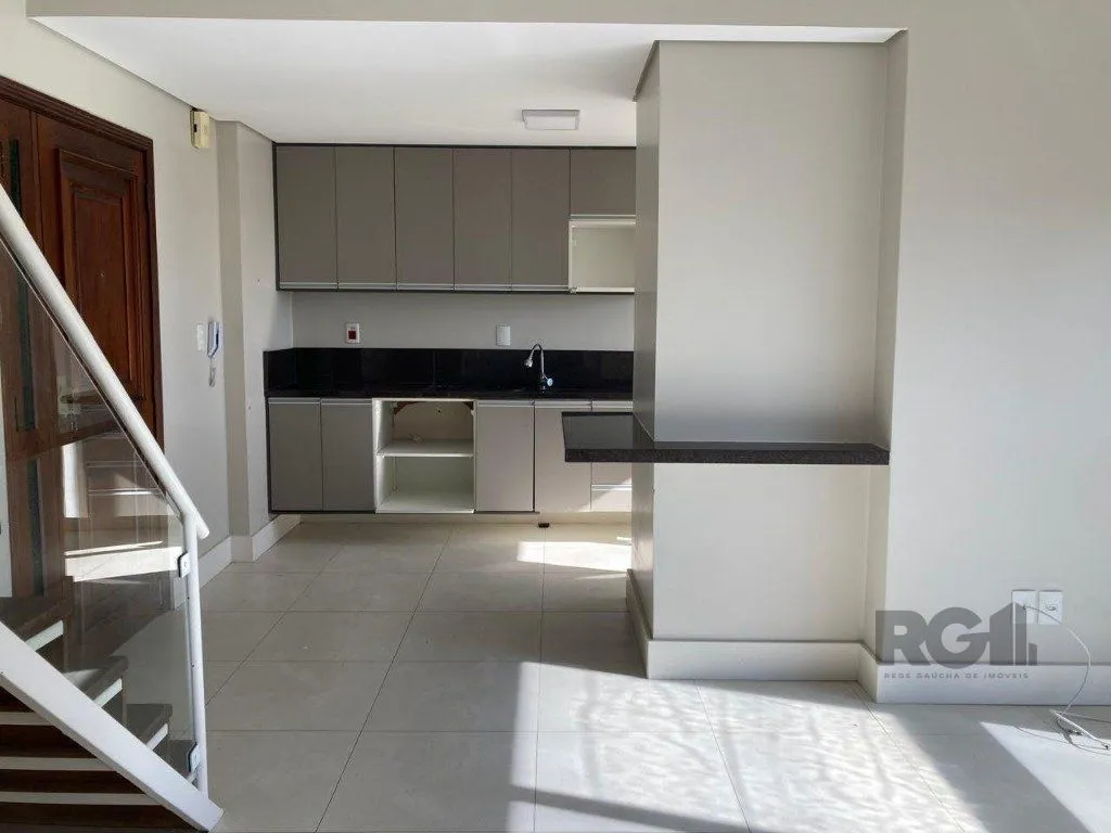 Imagem APARTAMENTO DE COBERTURA - 2 dorms. - 1 vaga - 118,02 m² - MENINO DEUS