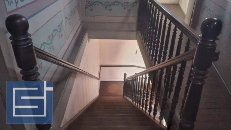 Imagem Casa com 6 dormitórios para alugar por R$ 5.000/mês - Rua José Ângelo Calafiori, Centro - Socorro/SP