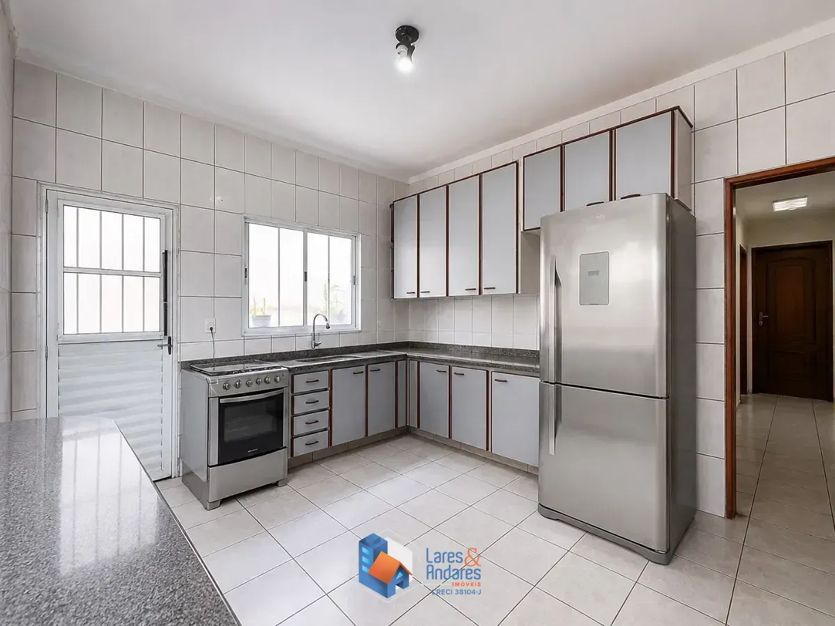 Imagem Casa para venda em Vila Miriam com 5 quartos, sendo 1 suíte, 126m²