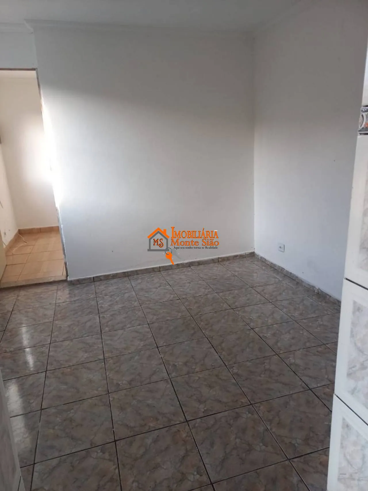 Imagem Casa com 4 casas no quintal à venda, 300 m² por R$ 600.000 - Parque São Miguel - Guarulhos/SP