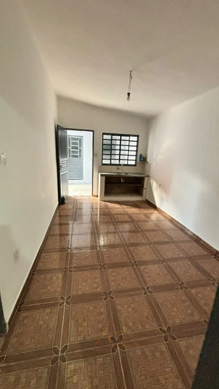 Imagem Excelente oportunidade: Casa à venda em Itu-SP, no bairro Cidade Nova I, com 2 quartos, 1 sala, 1 banheiro, 2 vagas de garagem, 117,05 m² de área.