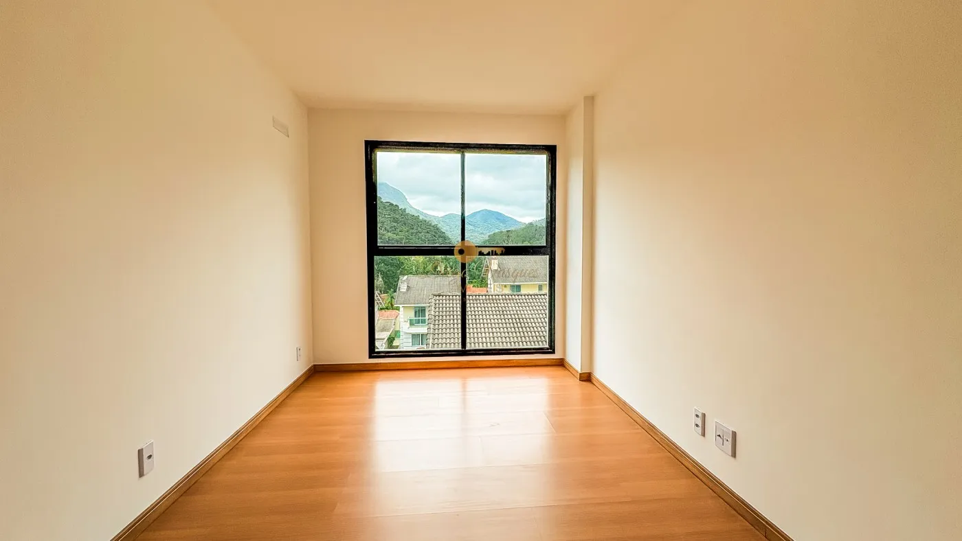 Imagem Apartamento para Venda em Teresópolis / RJ no bairro Várzea