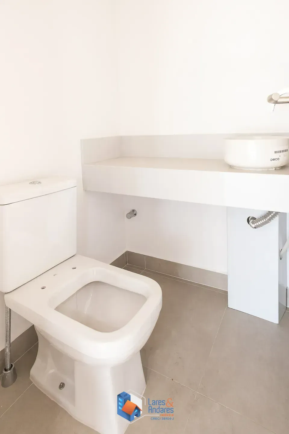 Imagem Apartamento para venda em Vila Sofia com 3 quartos, sendo 1 suíte, 121m²